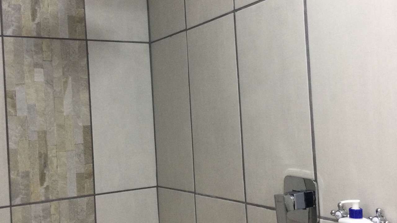 Photo of Bathroom in Parys