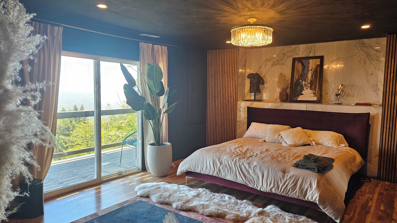 Photo of Bedroom in Merriewood