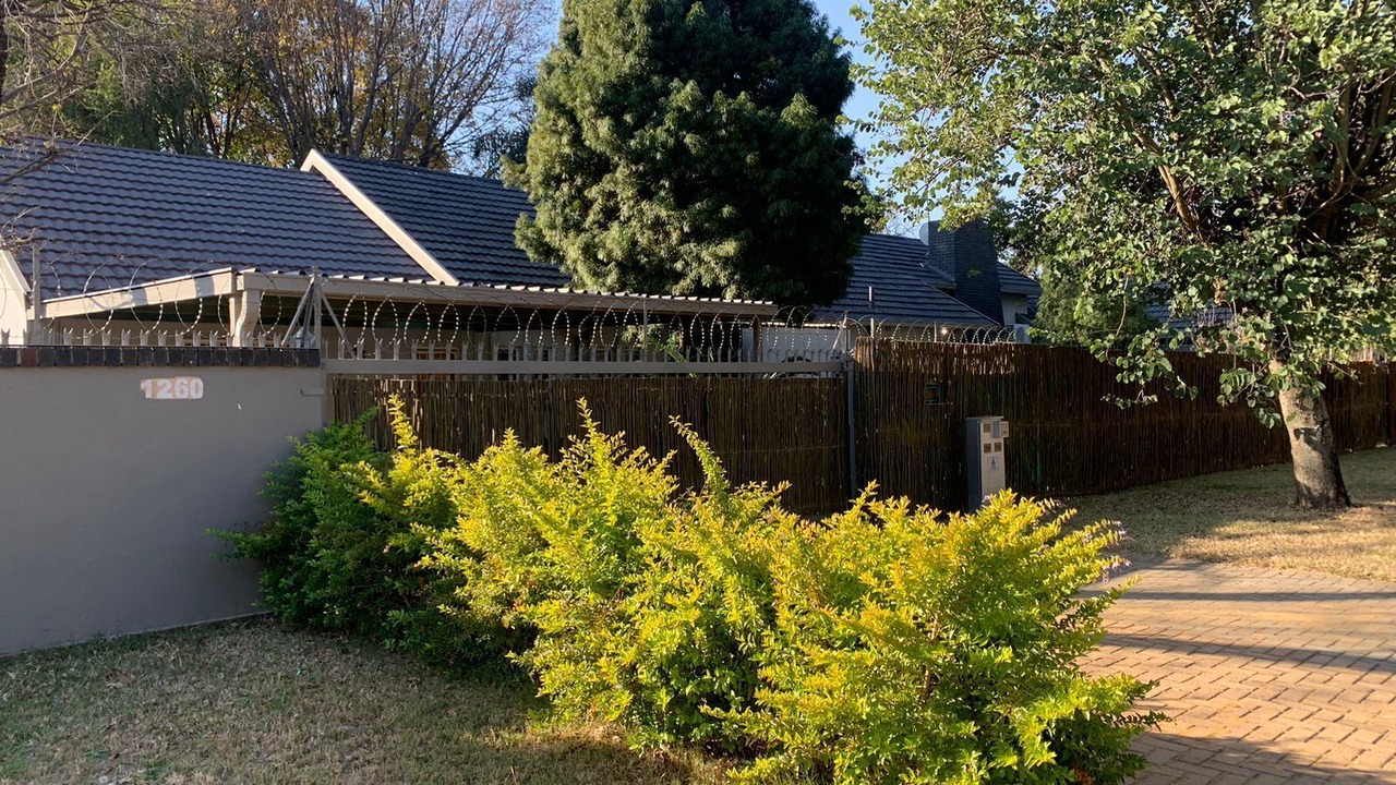 Photo of Outdoor in Queenswood