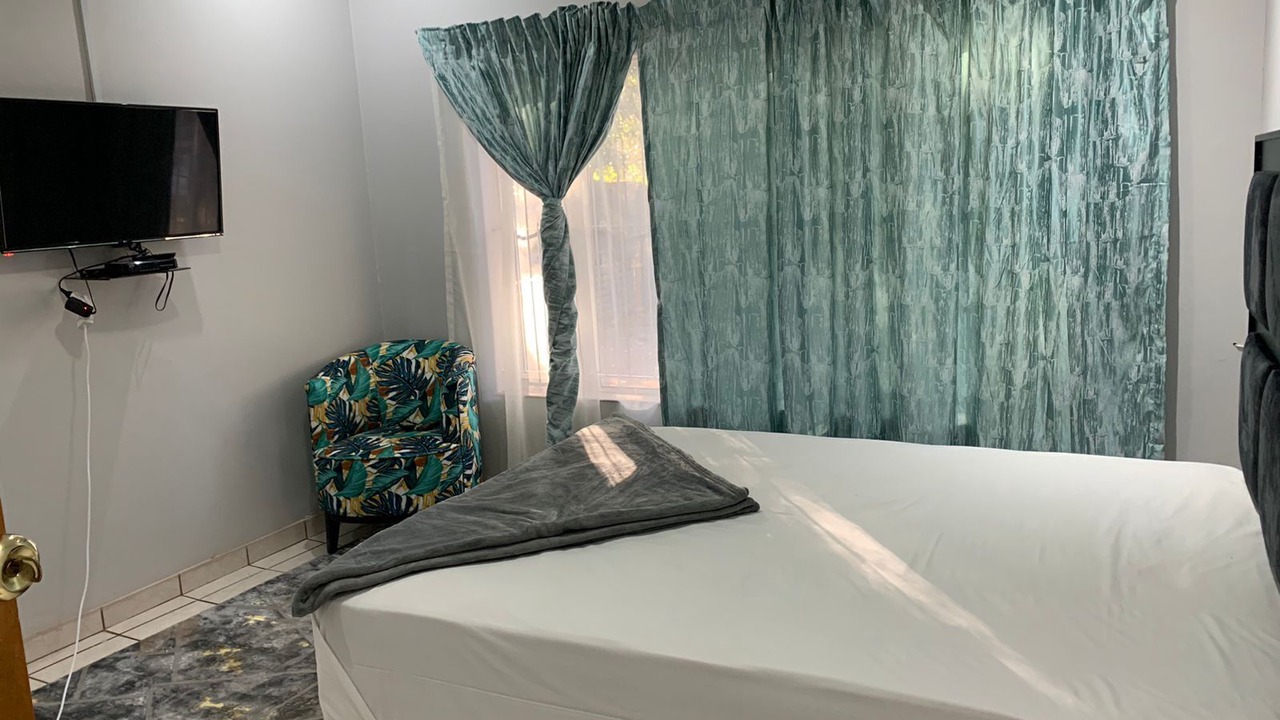 Photo of Bedroom in Queenswood