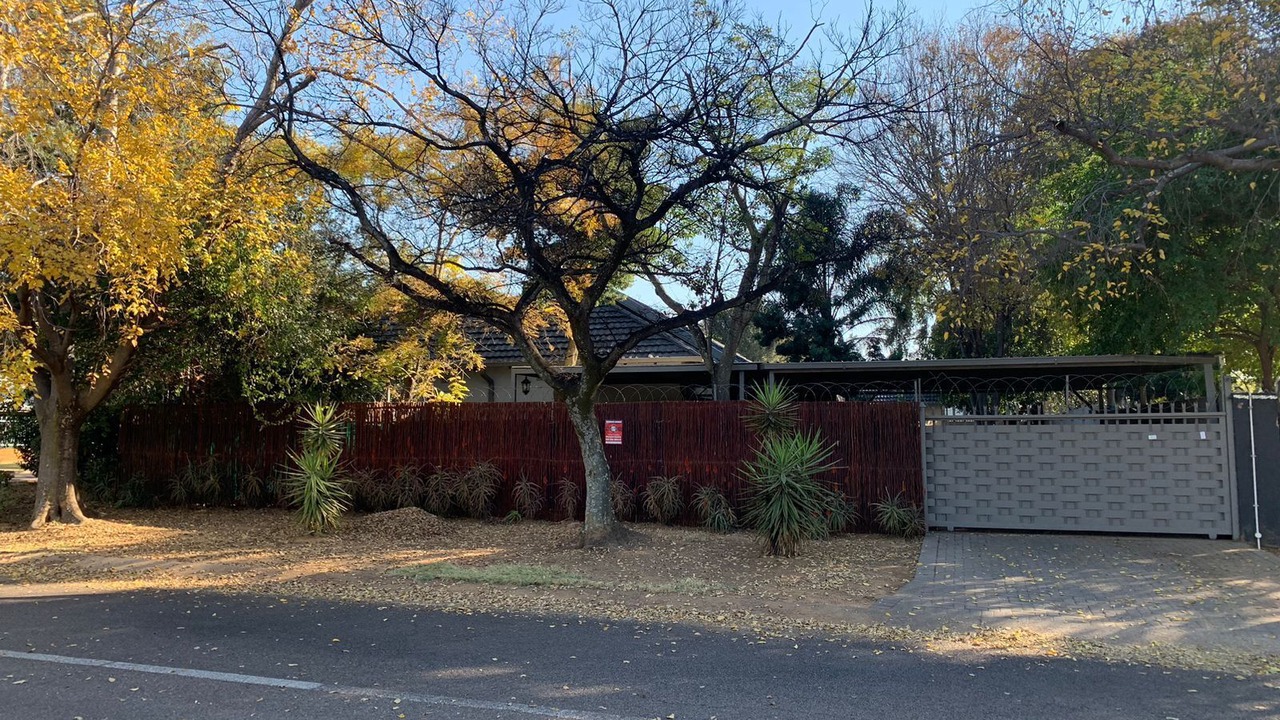 Photo of Outdoor in Queenswood