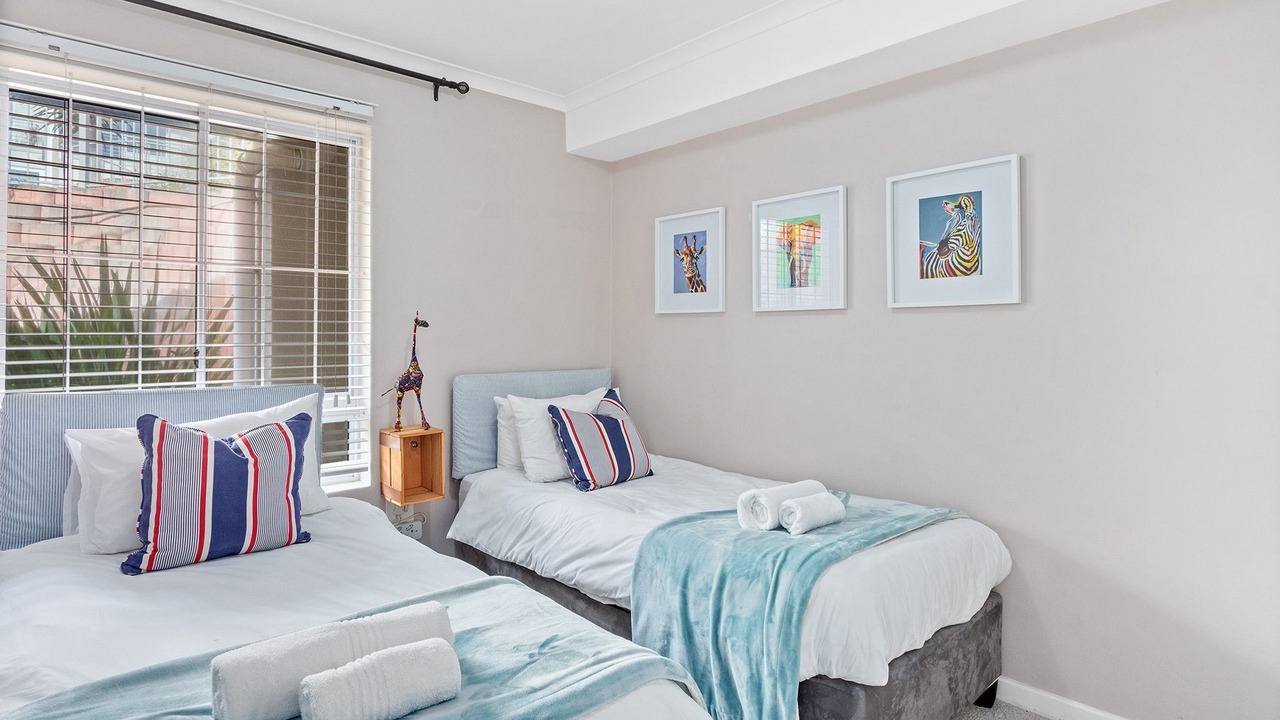 Photo of Bedroom in Lagoon Beach