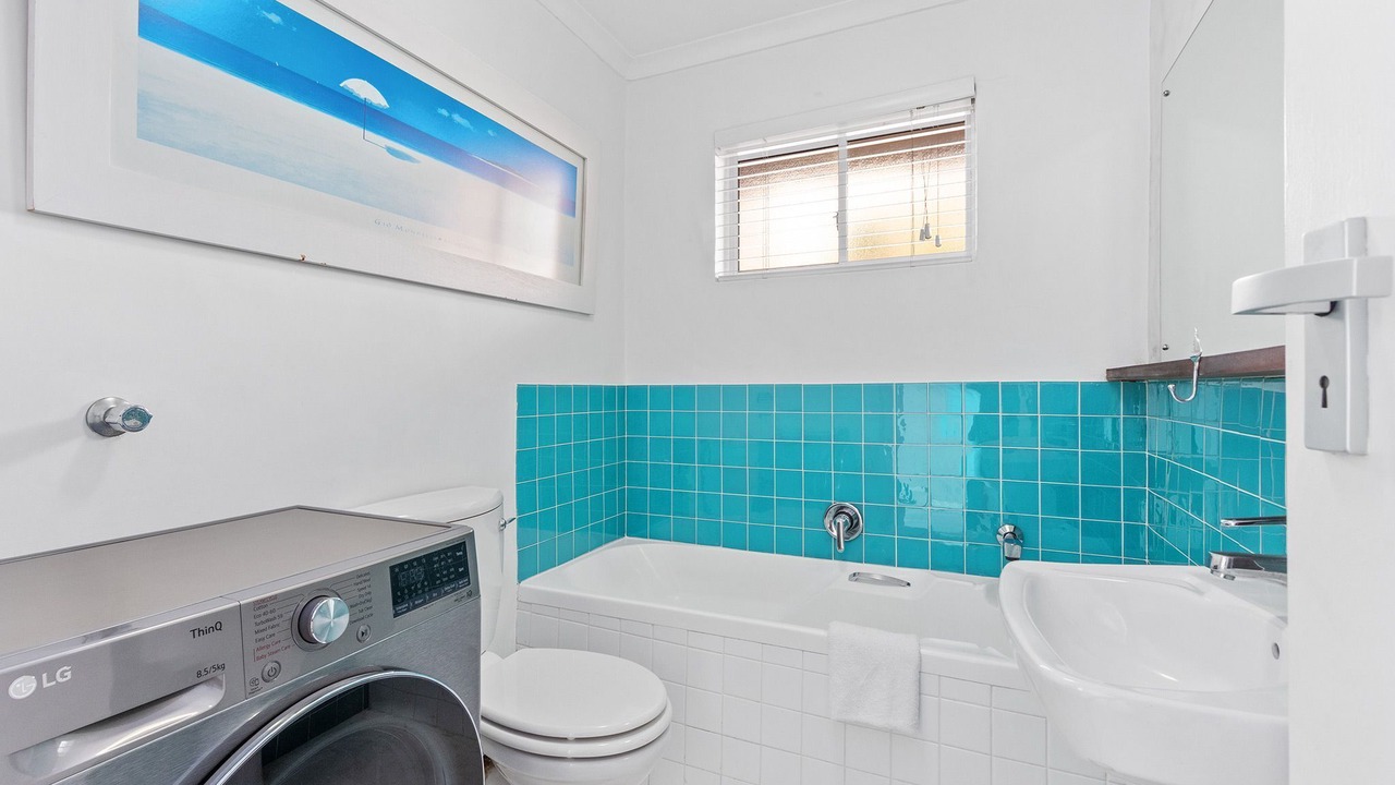 Photo of Bathroom in Lagoon Beach