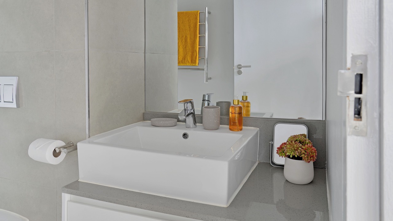 Photo of Bathroom in Foreshore