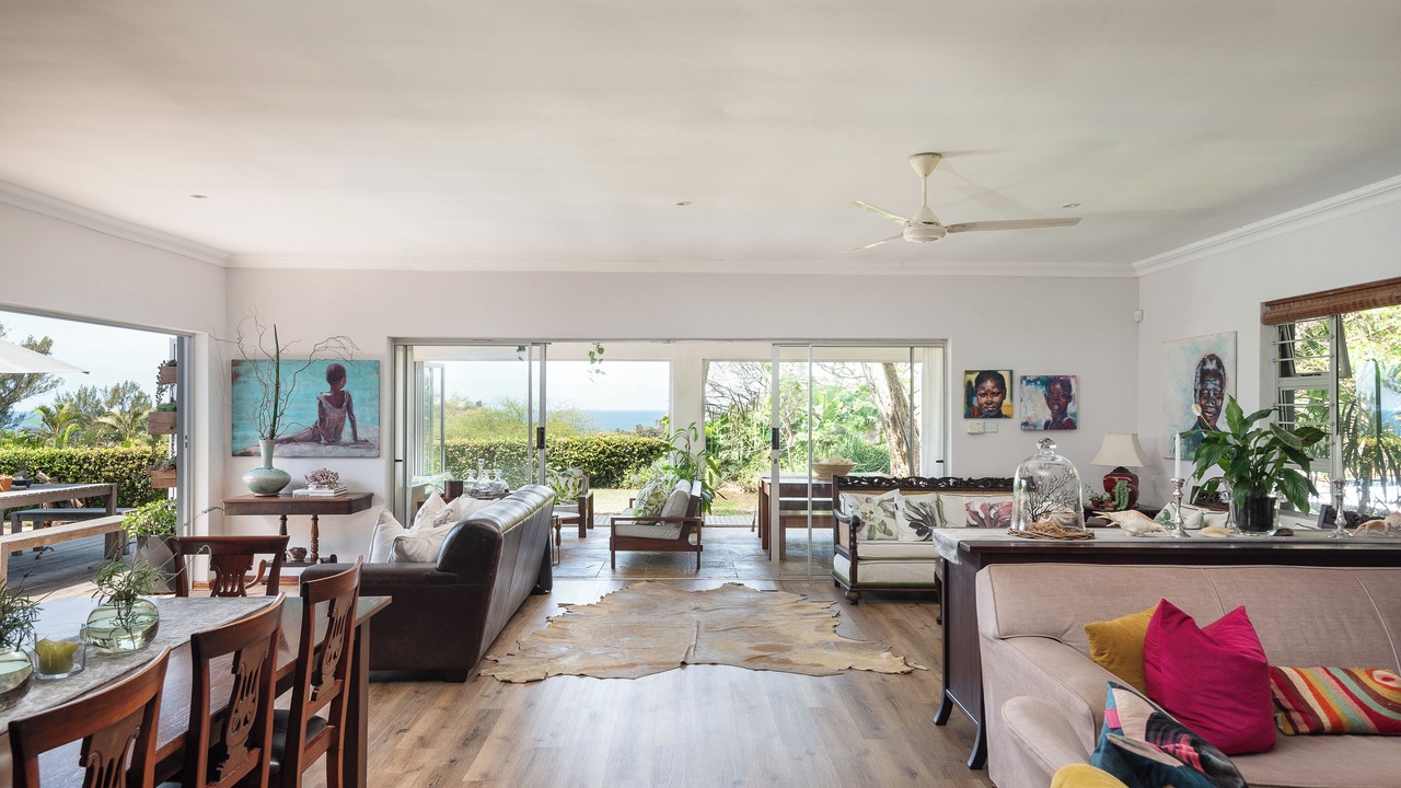 Photo of Livingroom in Umhlali Beach