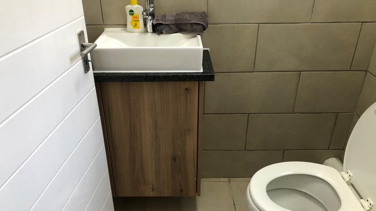 Photo of Bathroom in Greater Johannesburg Metropolitan Area