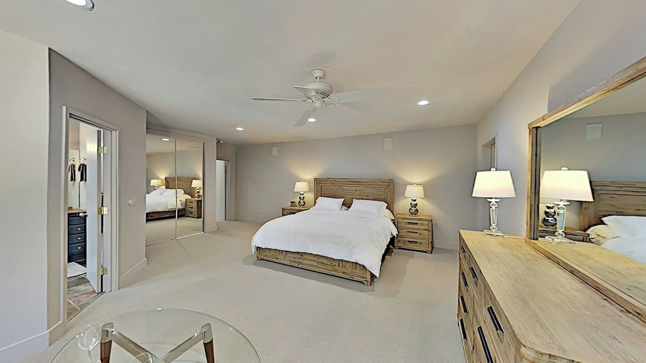Photo of Bedroom in Glen Ellen