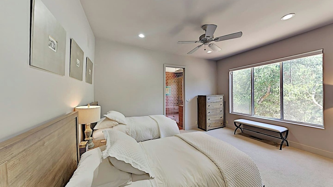 Photo of Bedroom in Glen Ellen