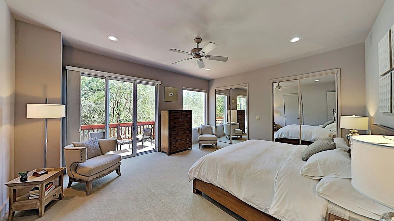 Photo of Bedroom in Glen Ellen