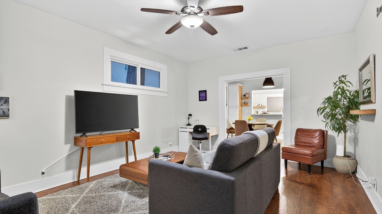 Photo of Livingroom in Central Sacramento