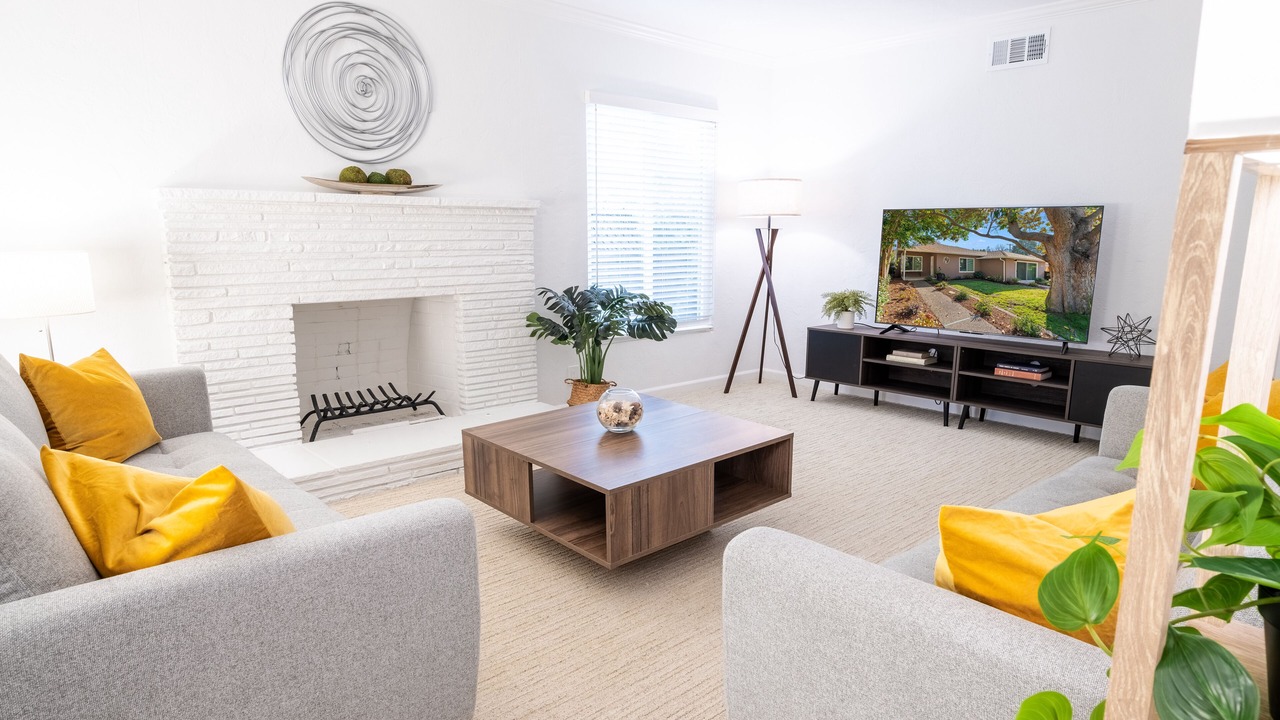 Photo of Livingroom in Mountain View