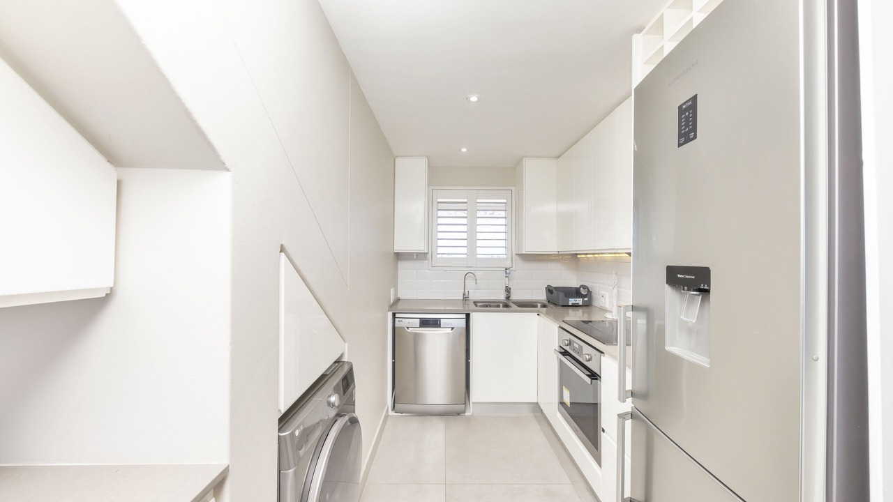 Photo of Kitchen in Lagoon Beach