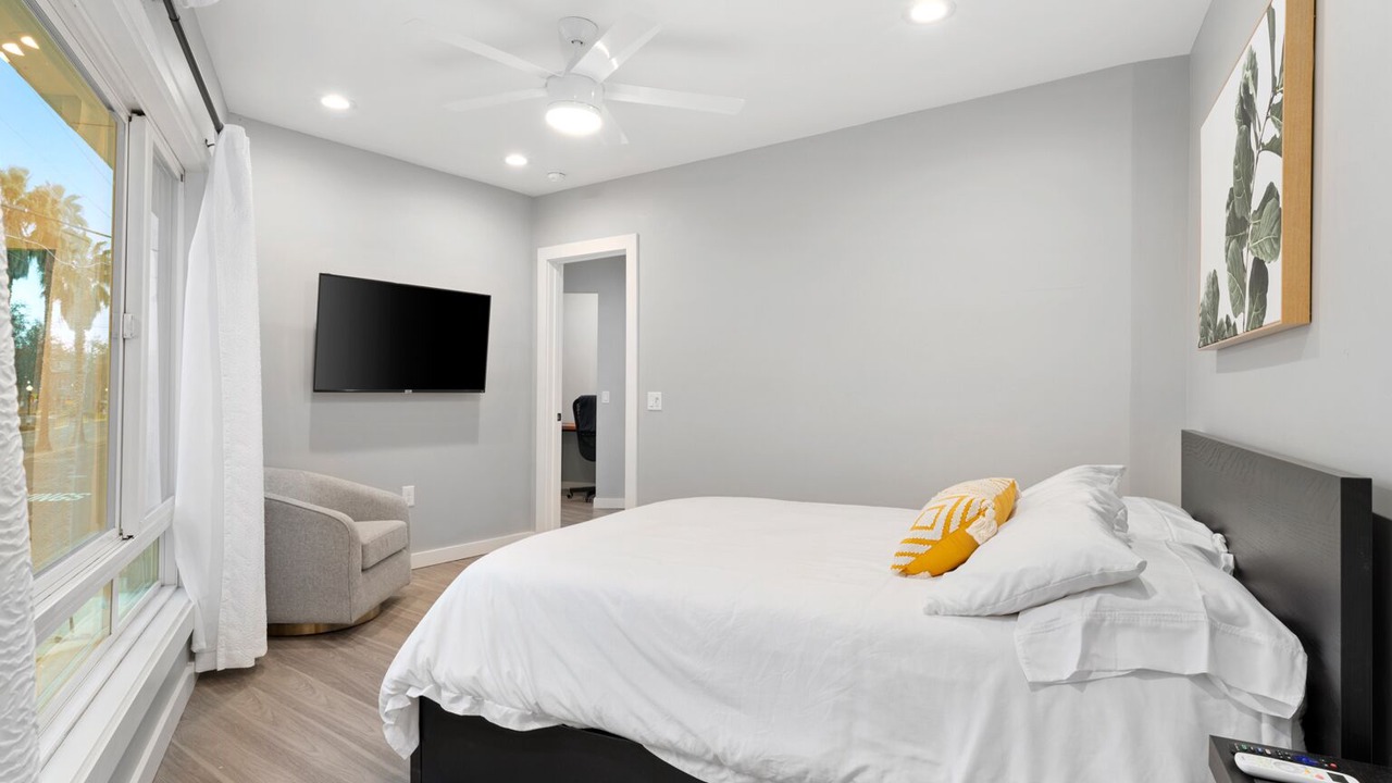 Photo of Bedroom in North Oak Park