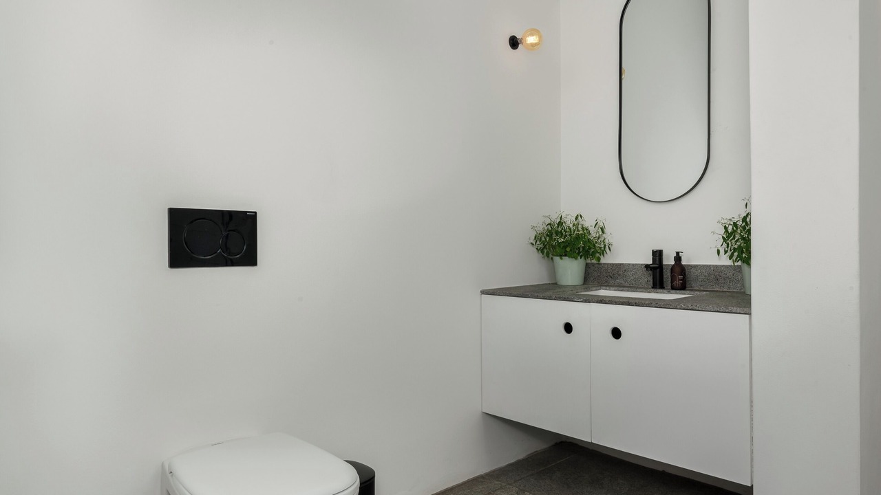 Photo of Bathroom in Cape Town City Centre