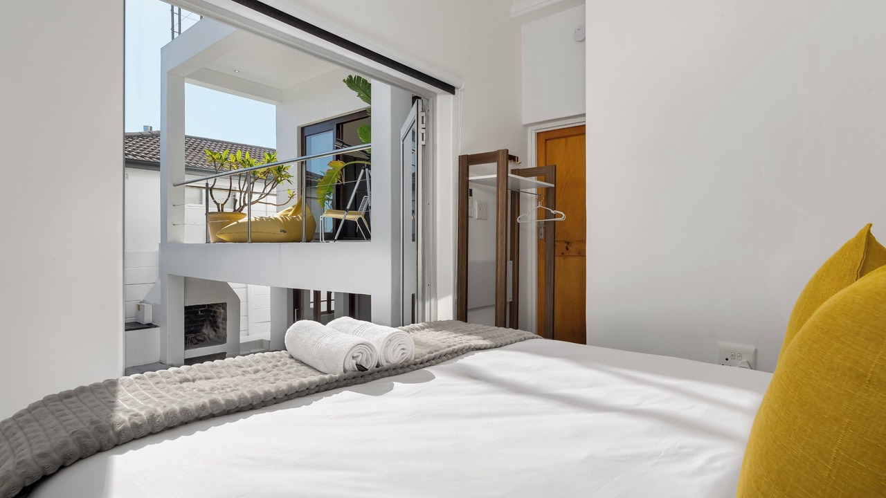 Photo of Bedroom in Cape Town City Centre