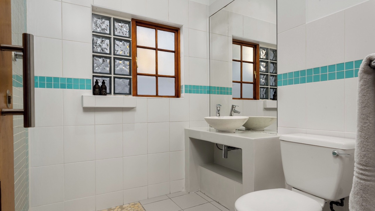Photo of Bathroom in Cape Town City Centre