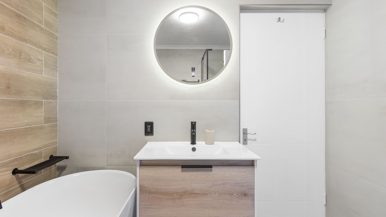 Photo of Bathroom in Lagoon Beach