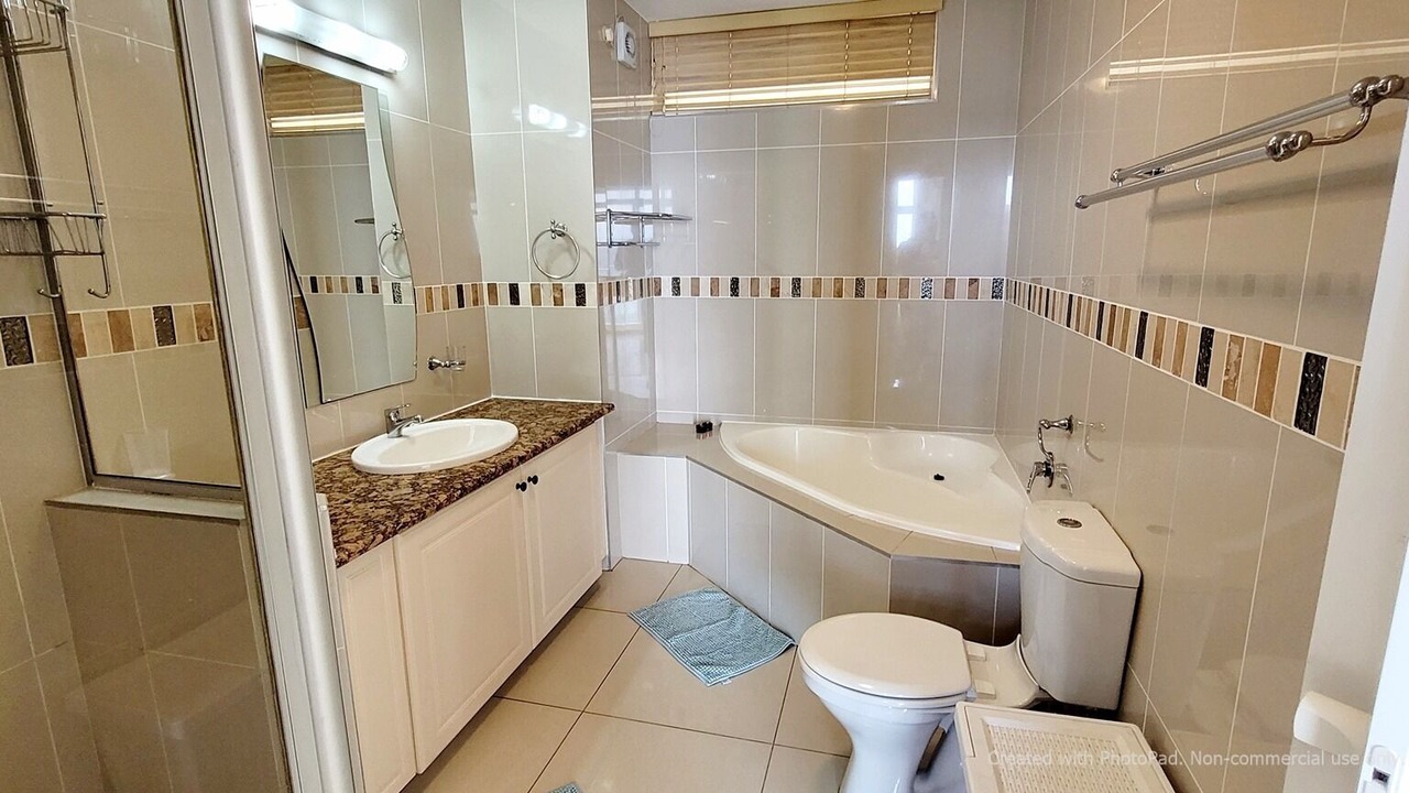 Photo of Bathroom in Margate