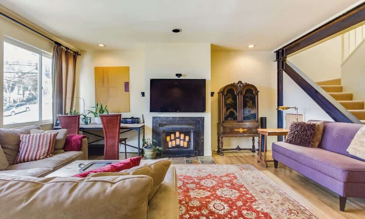 Photo of Livingroom in Potrero Hill