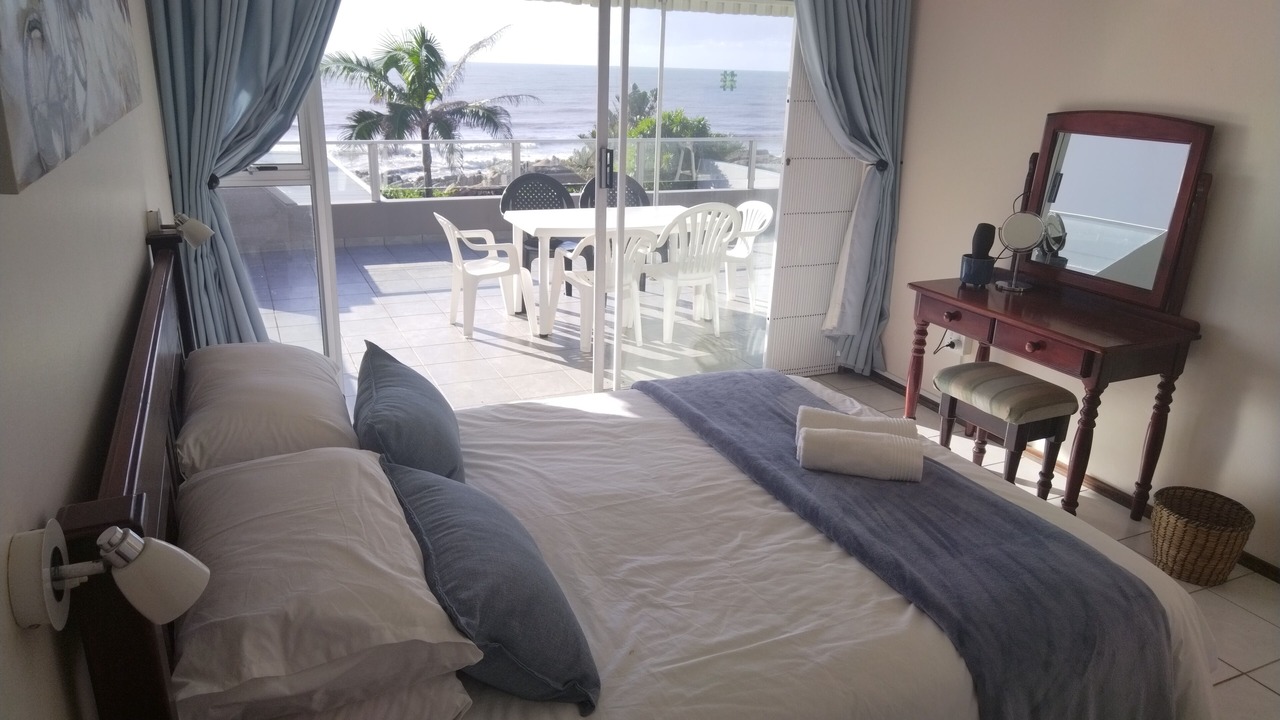 Photo of Bedroom in Manaba Beach