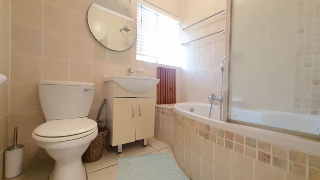 Photo of Bathroom in Manaba Beach
