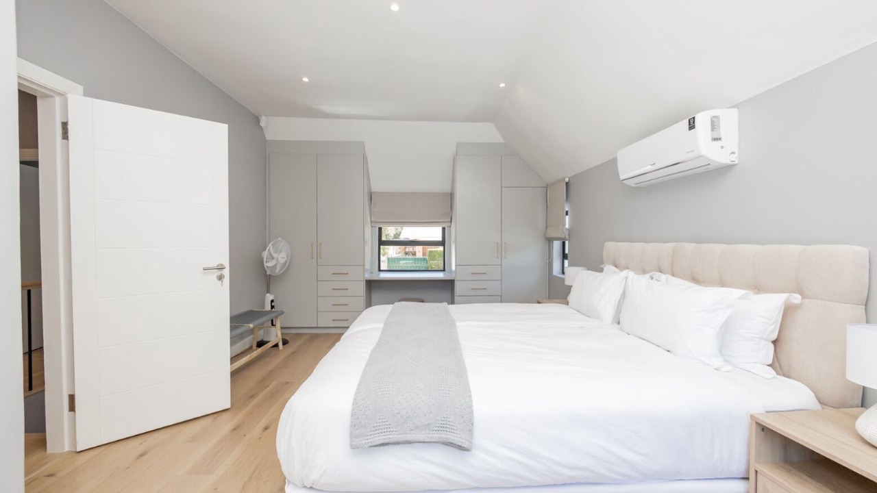 Photo of Bedroom in Constantia