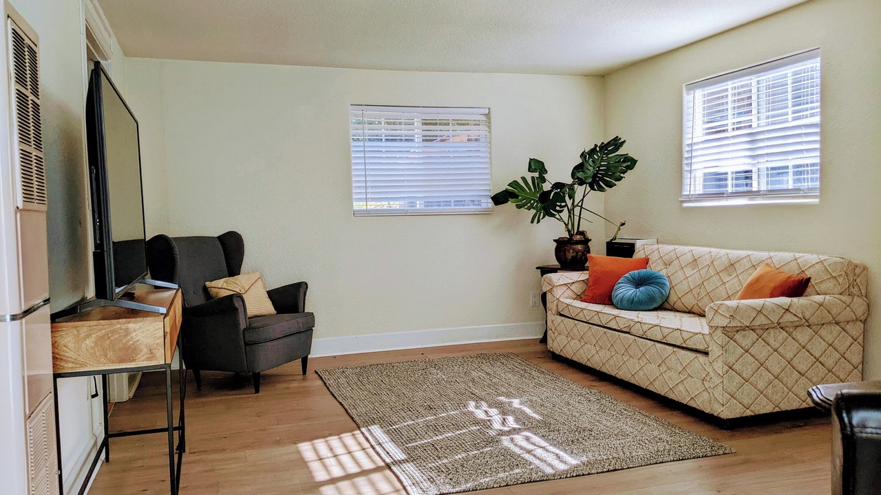 Photo of Livingroom in El Sobrante