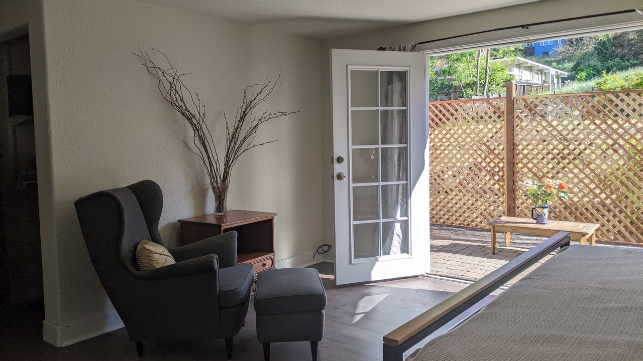 Photo of Bedroom in El Sobrante