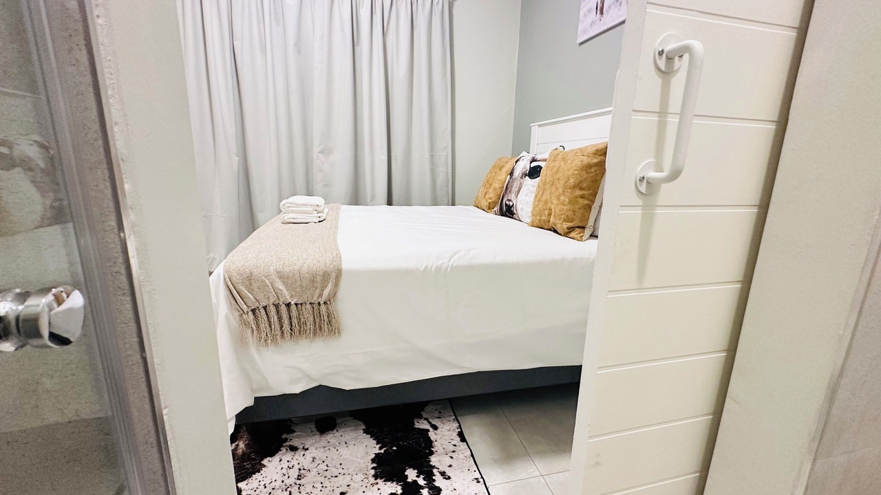 Photo of Bedroom in Equestria