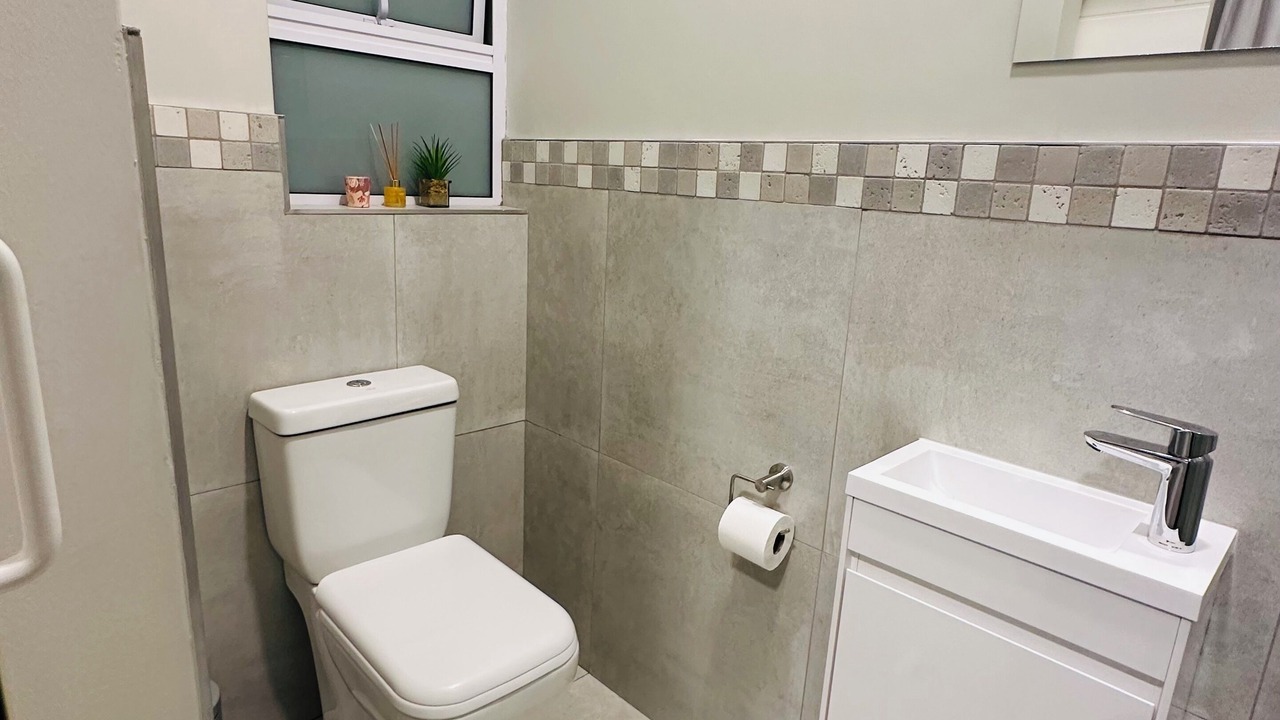 Photo of Bathroom in Equestria