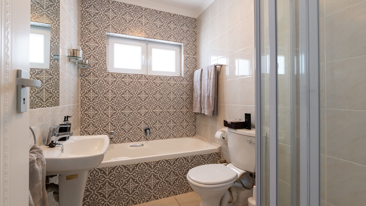 Photo of Bathroom in Lagoon Beach