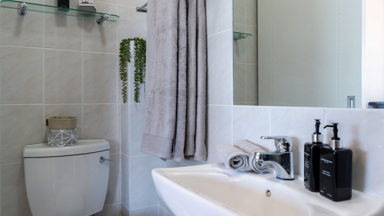Photo of Bathroom in Lagoon Beach