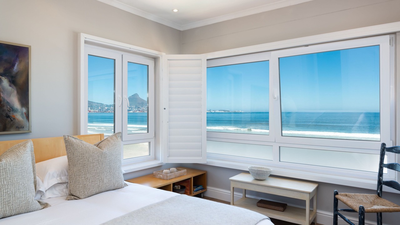 Photo of Bedroom in Lagoon Beach