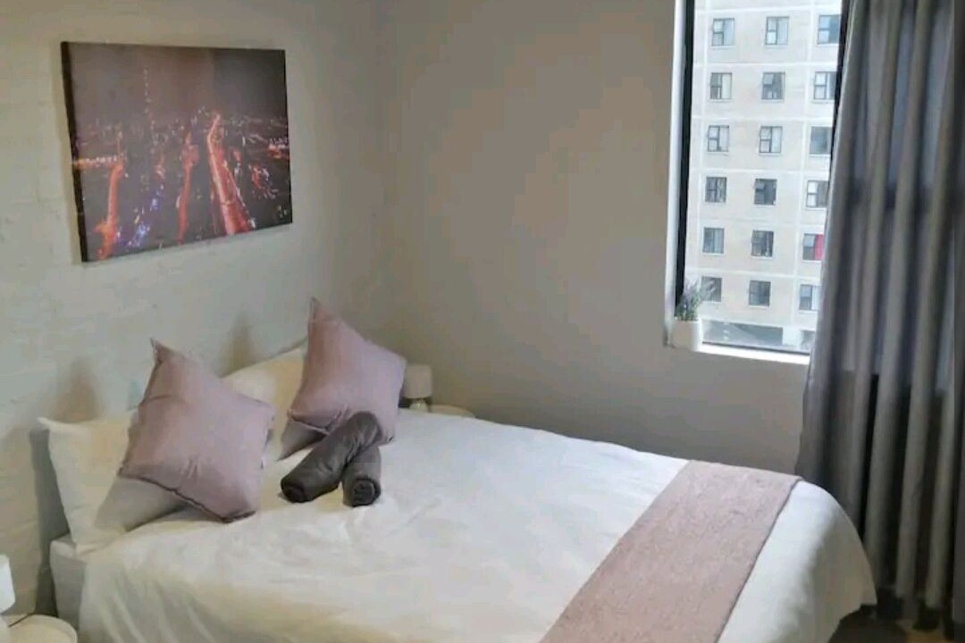 Photo of Bedroom in Downtown Johannesburg