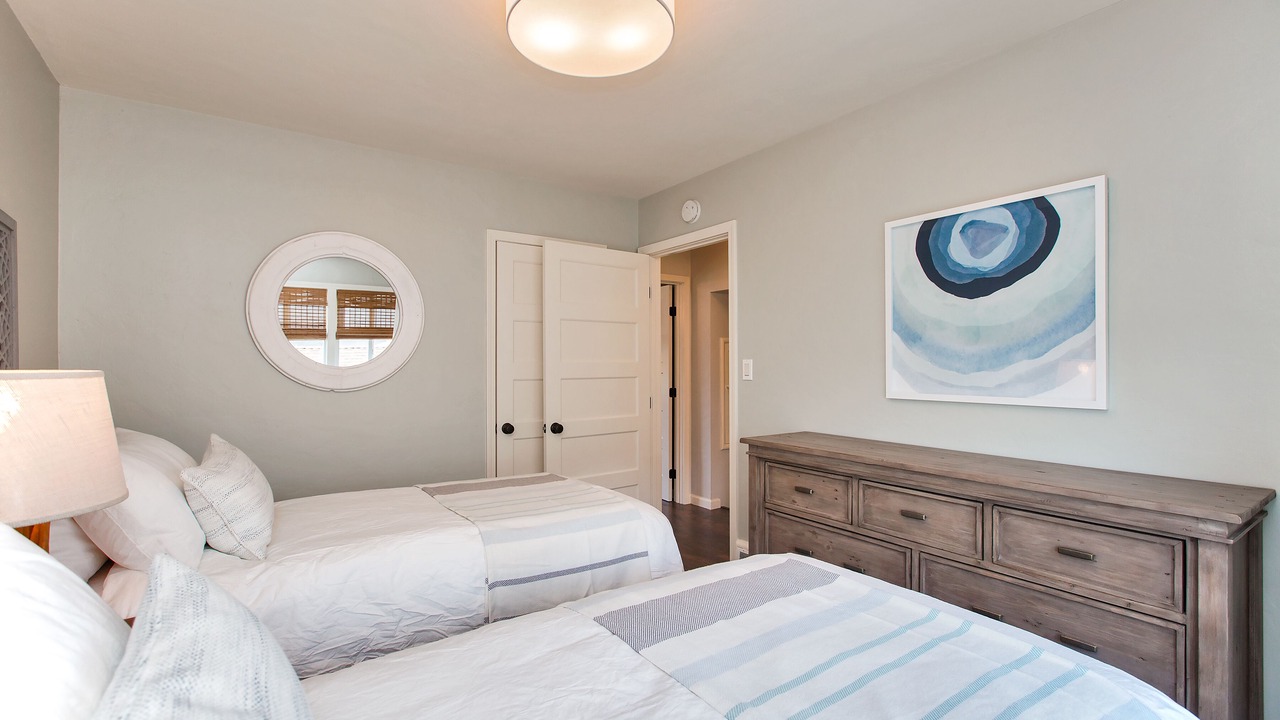 Photo of Bedroom in Alameda
