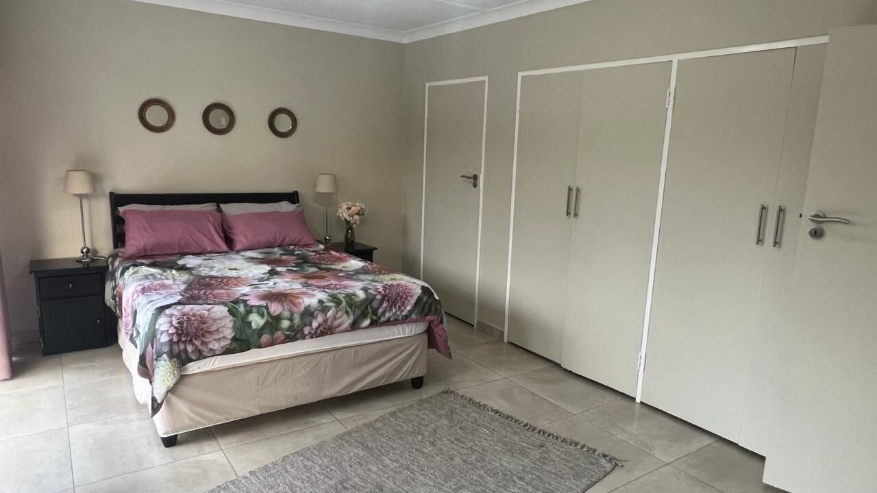 Photo of Bedroom in Three Rivers