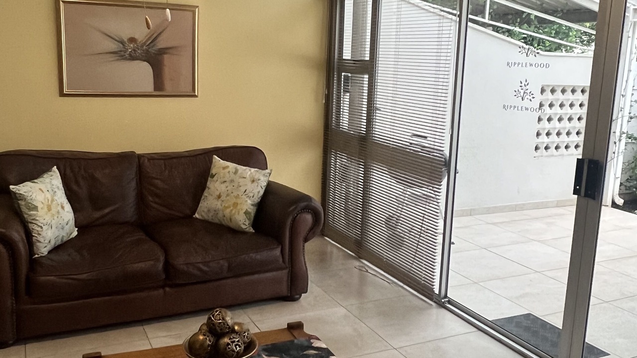 Photo of Livingroom in Vereeniging