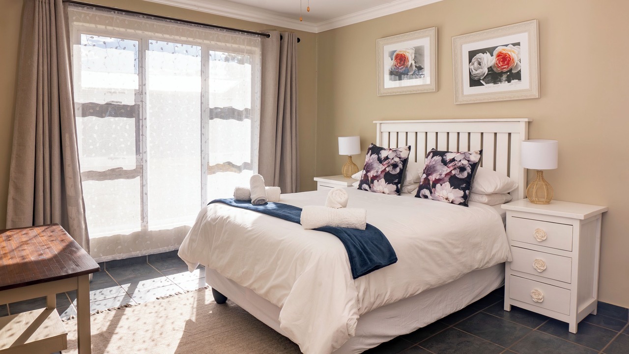 Photo of Bedroom in Komani