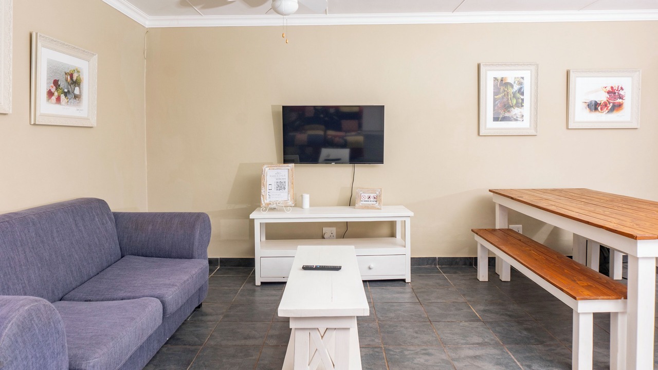 Photo of Livingroom in Komani