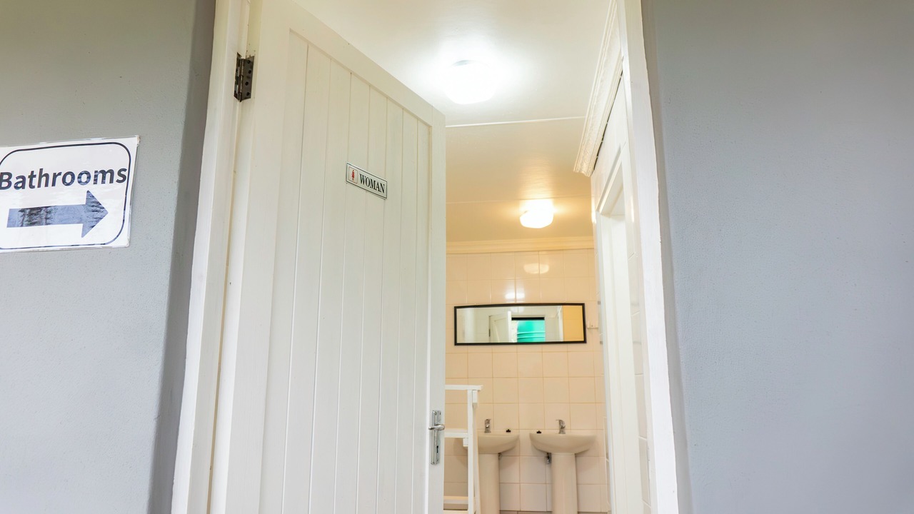 Photo of Bathroom in Komani