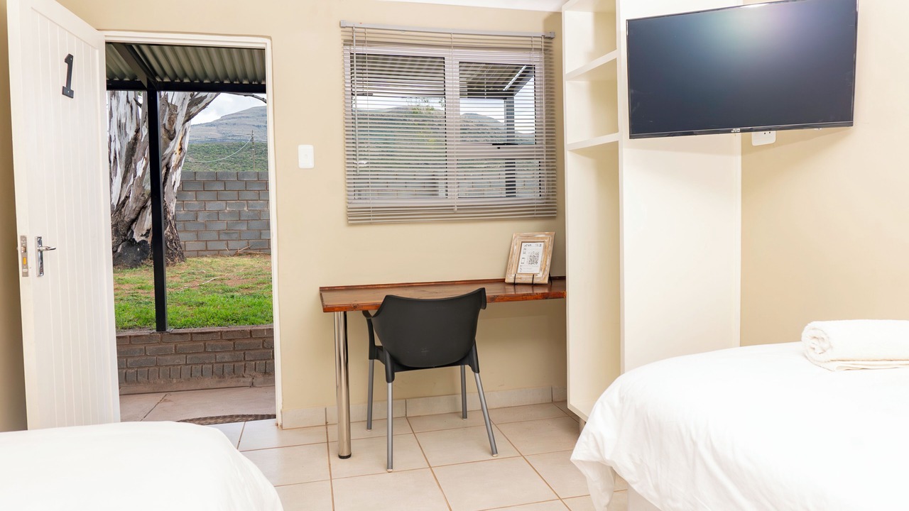 Photo of Bedroom in Komani
