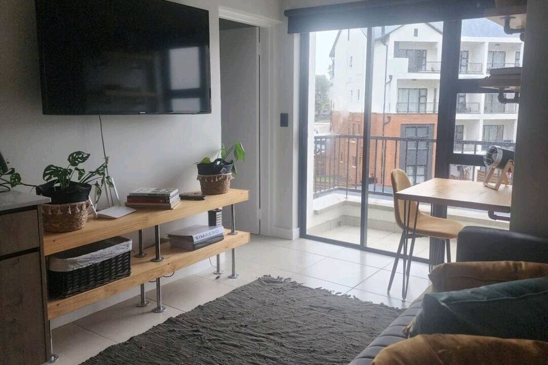 Photo of Livingroom in Greater Johannesburg Metropolitan Area