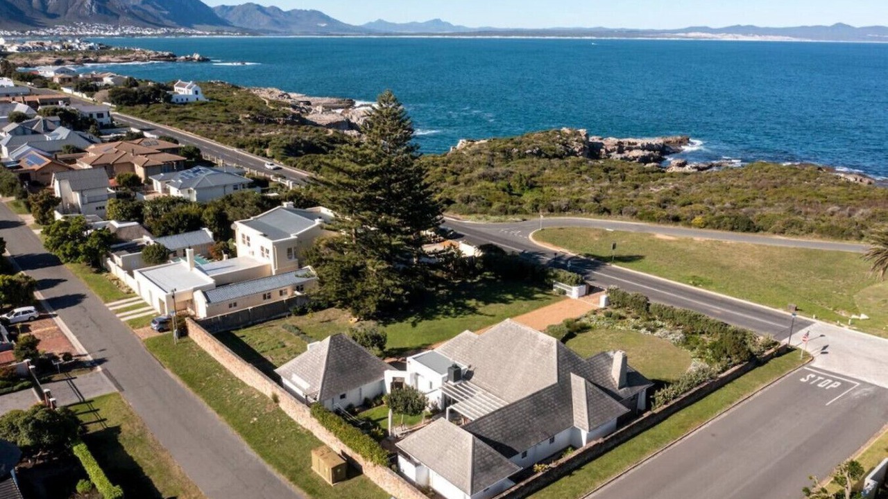 Photo of Outdoor in Westcliff