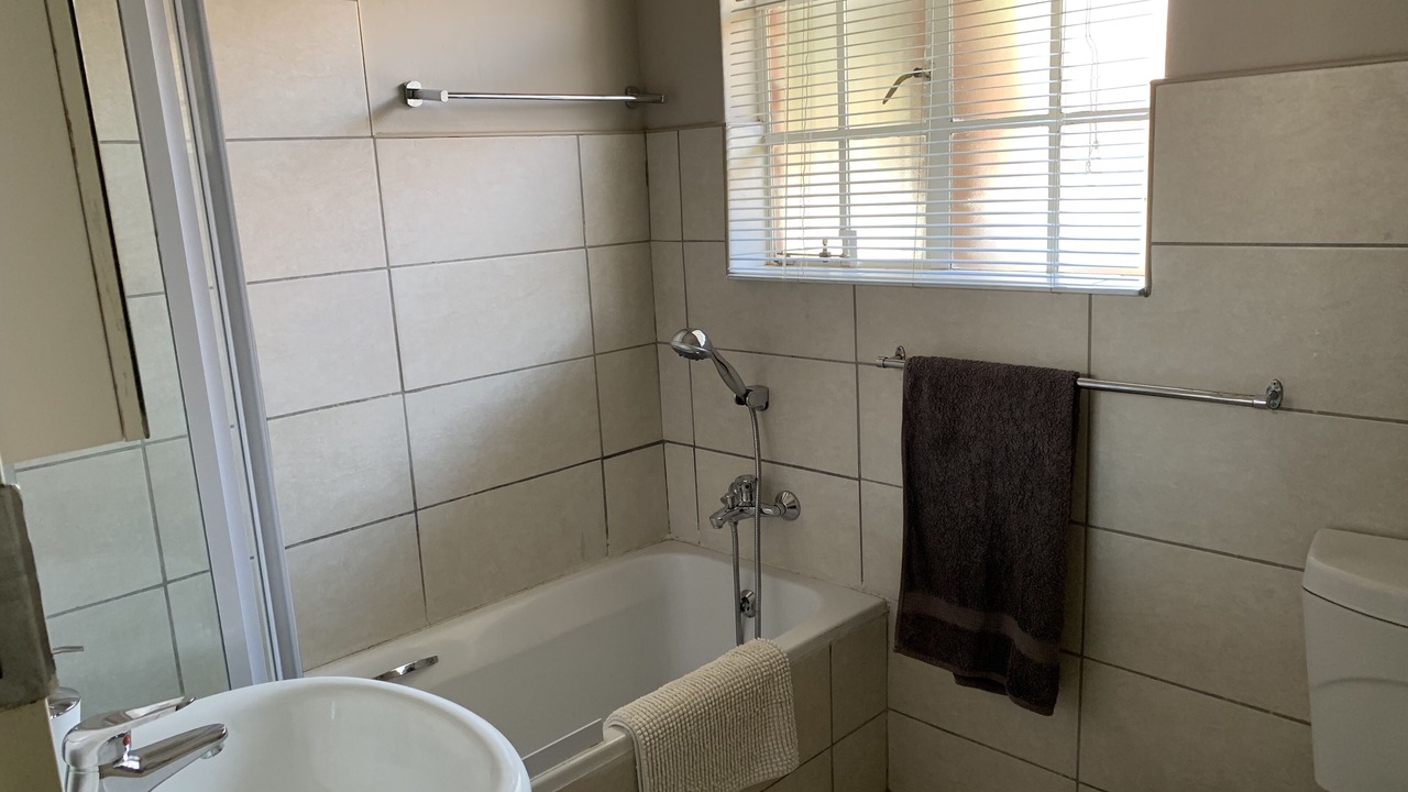 Photo of Bathroom in Langenhoven Park