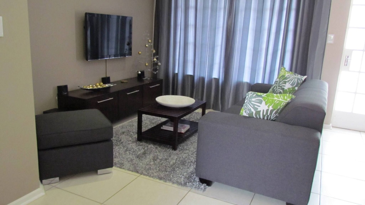 Photo of Livingroom in Langenhoven Park