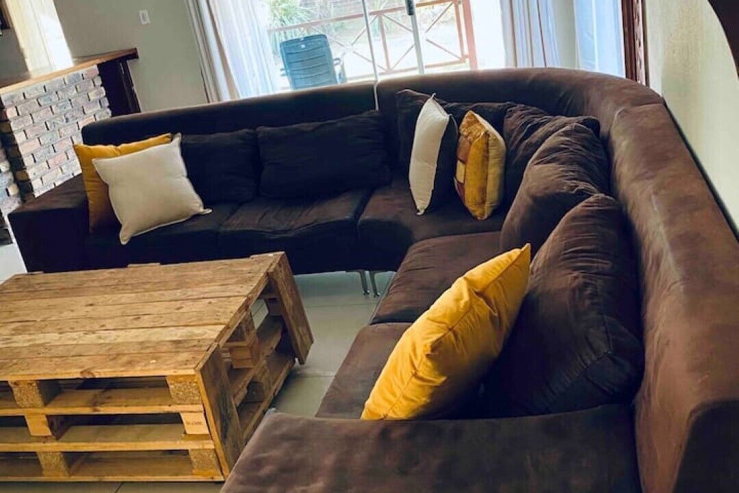 Photo of Livingroom in Edenvale