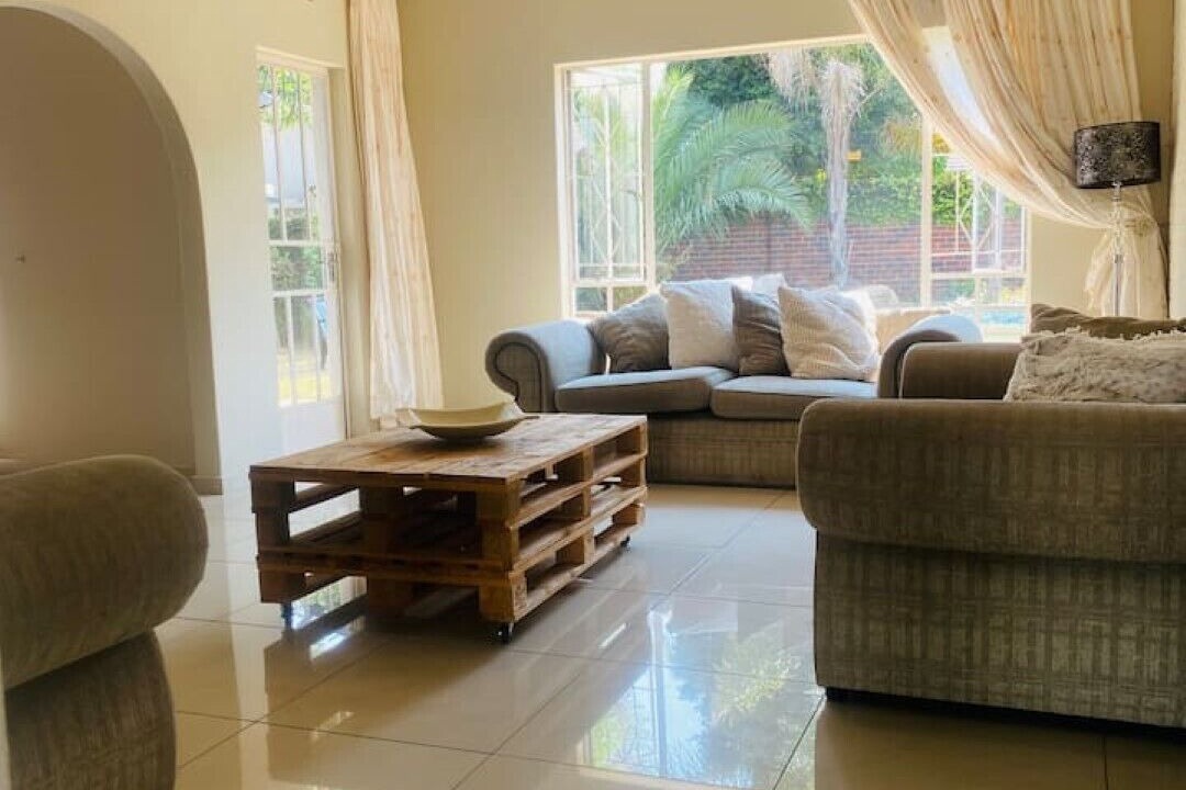 Photo of Livingroom in Edenvale