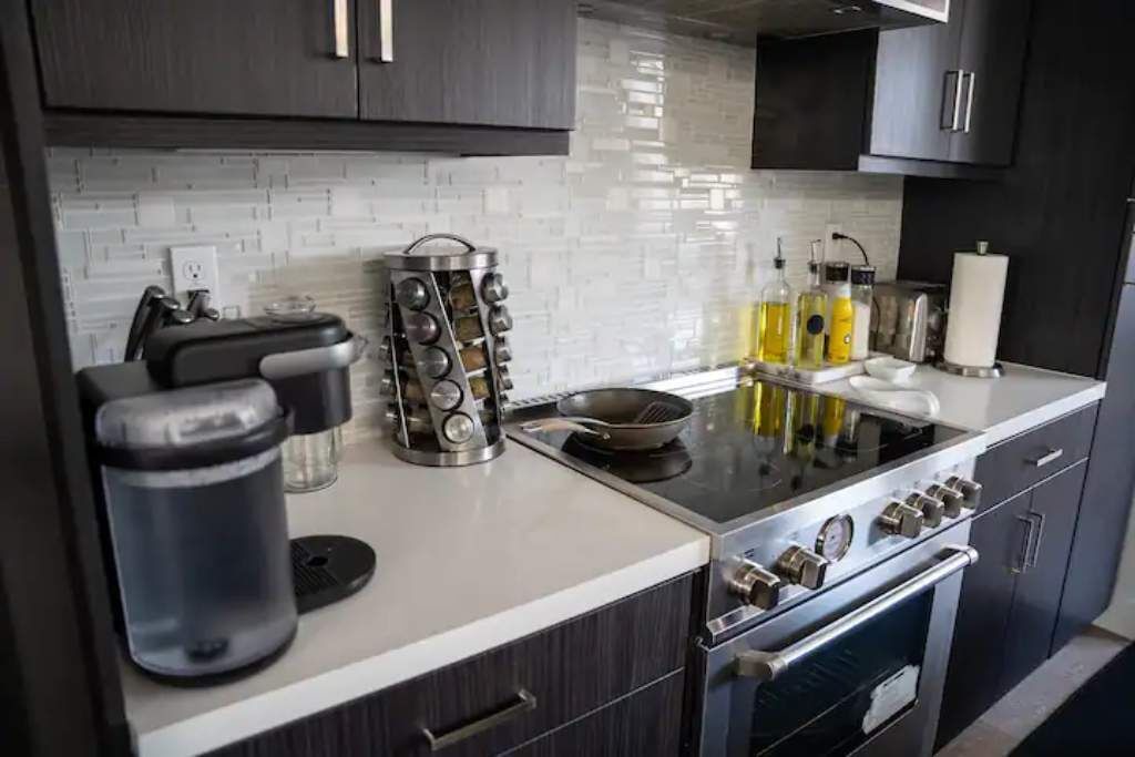 Photo of Kitchen in Ralph Bunche
