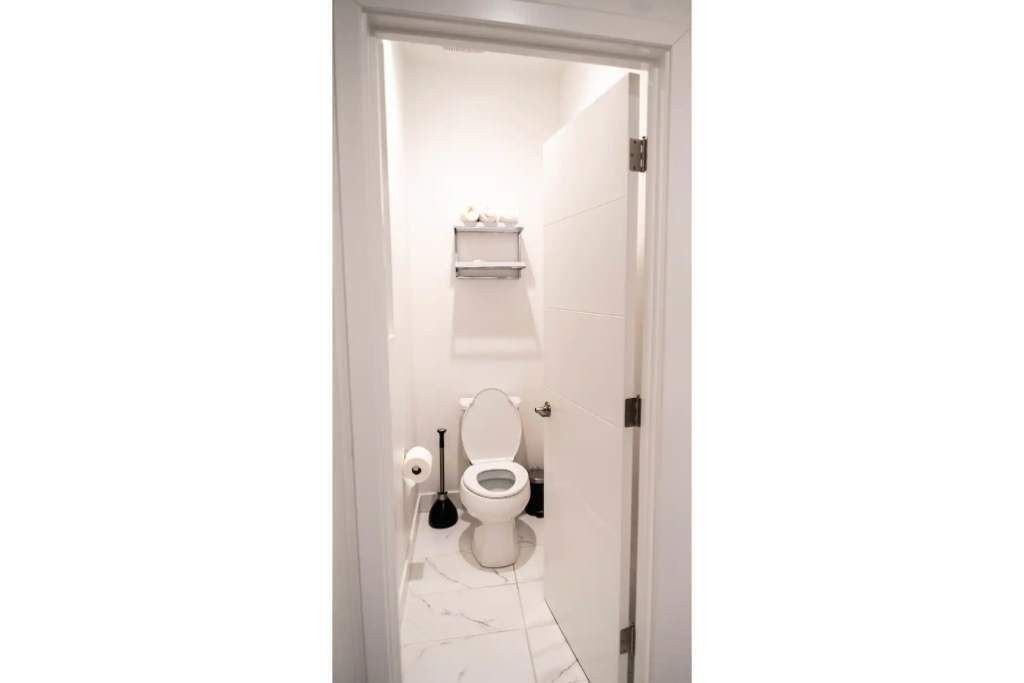 Photo of Bathroom in Ralph Bunche