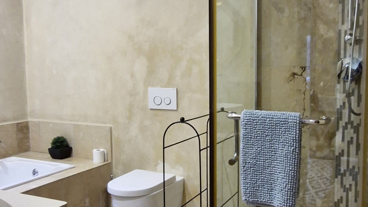 Photo of Bathroom in Greater Johannesburg Metropolitan Area